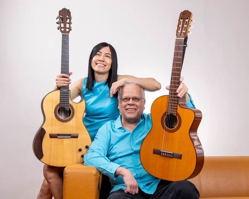 José González, a la derecha, junto a Lorena Garay, se presentarán en un espectaculo musical el 14 de junio de 2024 en Casa Aboy, en Santurce.