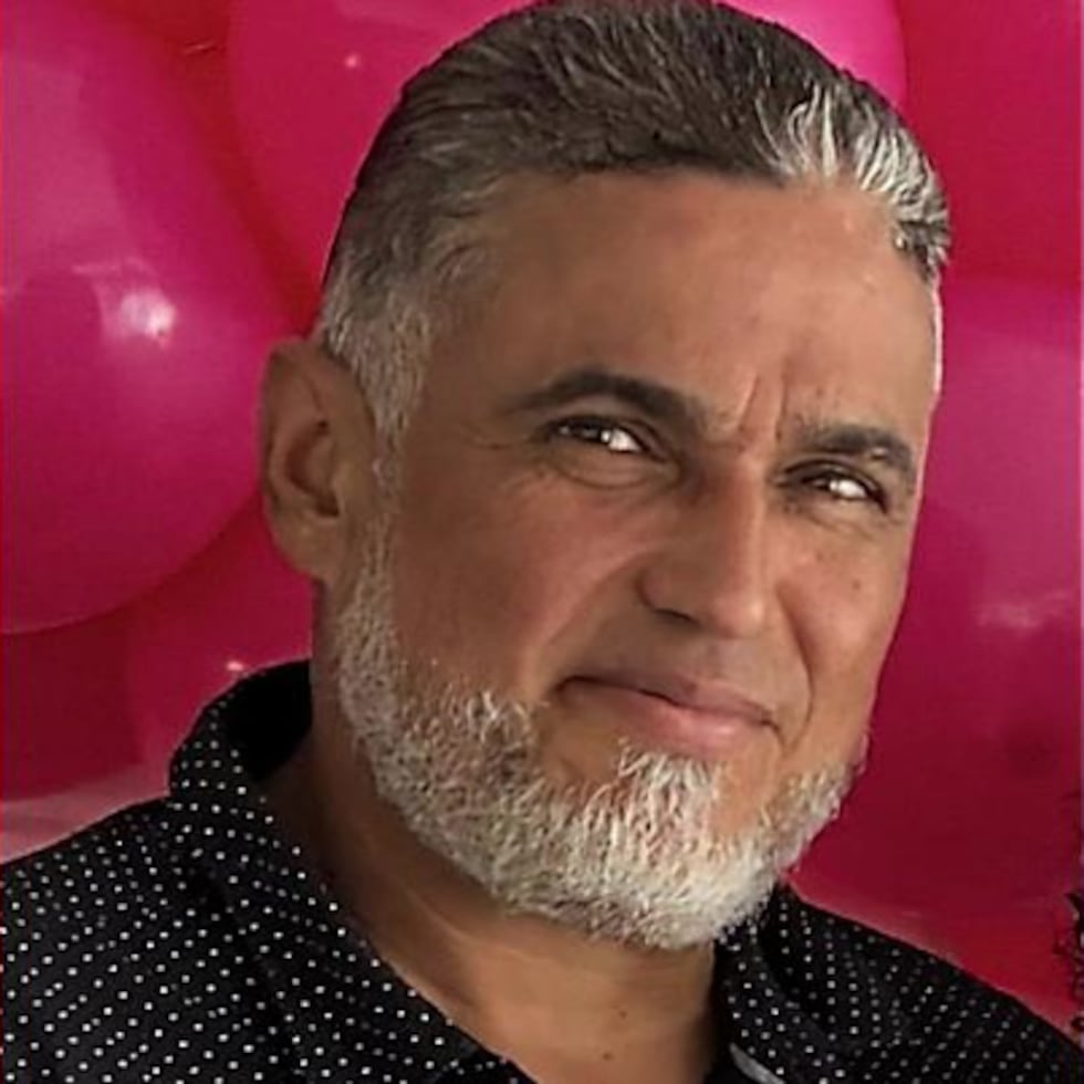 Se desconoce la vestimenta que llevaba puesta al momento de su desaparición.
