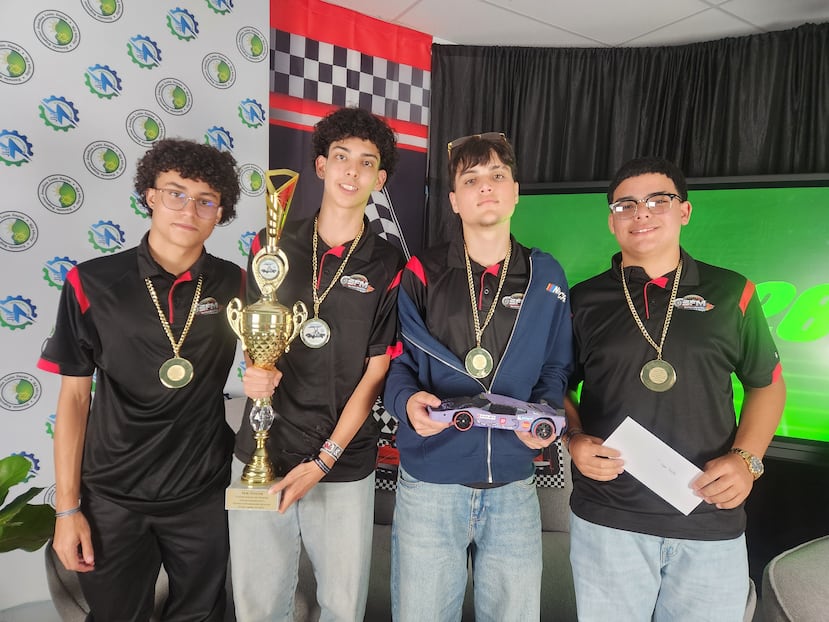 En la categoría de Diseño y Funcionamiento ganó el equipo de la Escuela Josefina León Zayas, en Jayuya.