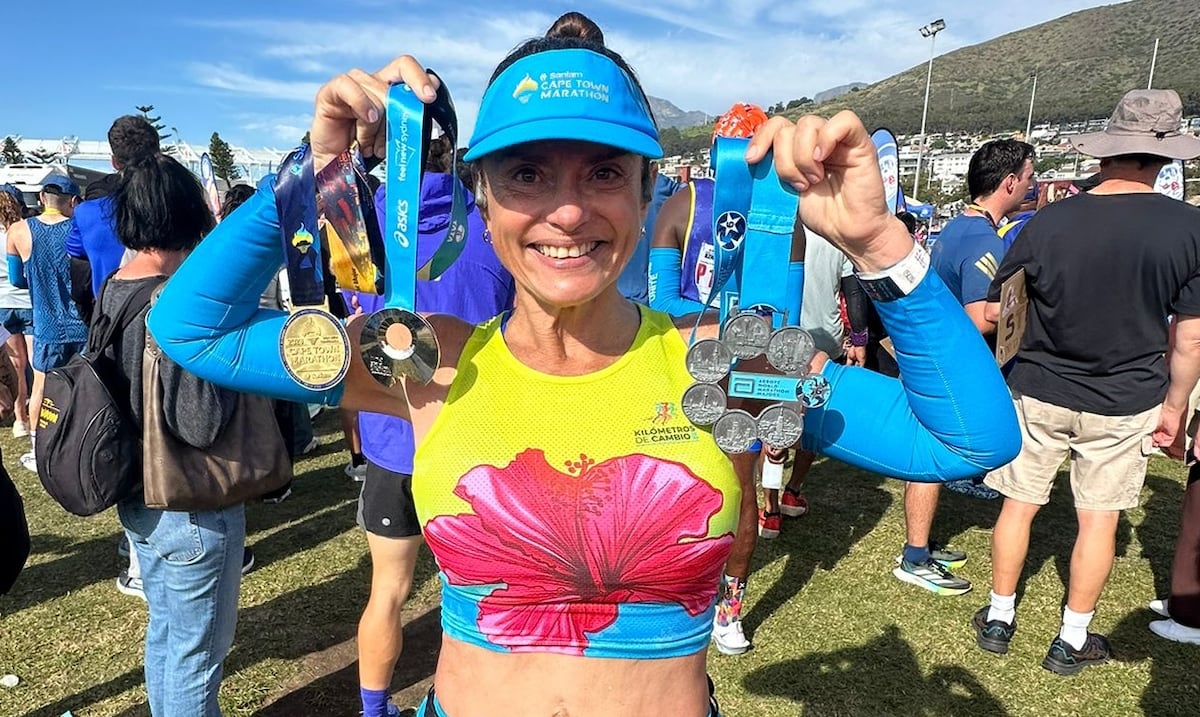 Eileen Zayas completa el reto de correr maratones en los siete continentes