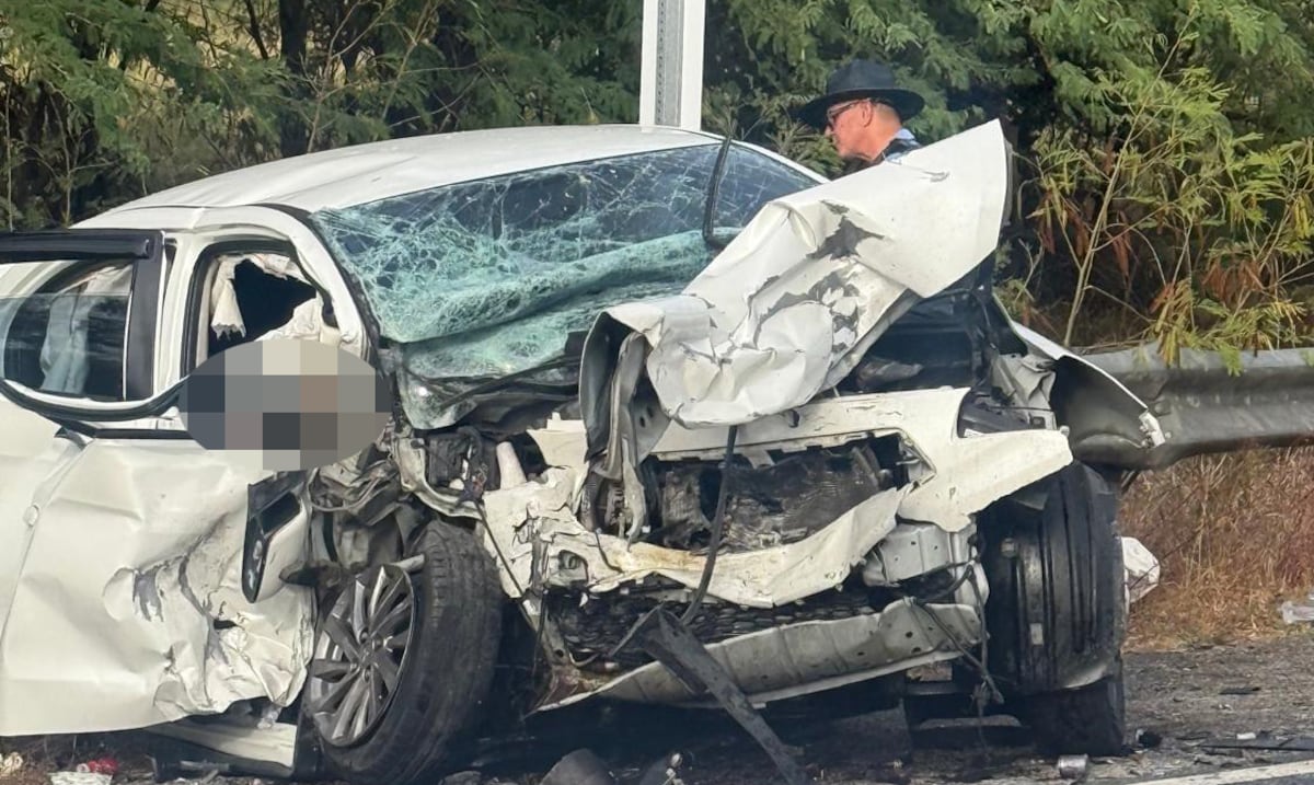 Reportan accidente fatal en Guánica: conductora rebasa vehículos y choca en una curva