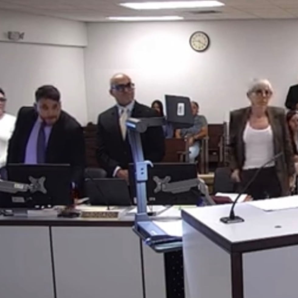 Juicio contra Elvia Cabrera Rivera.
