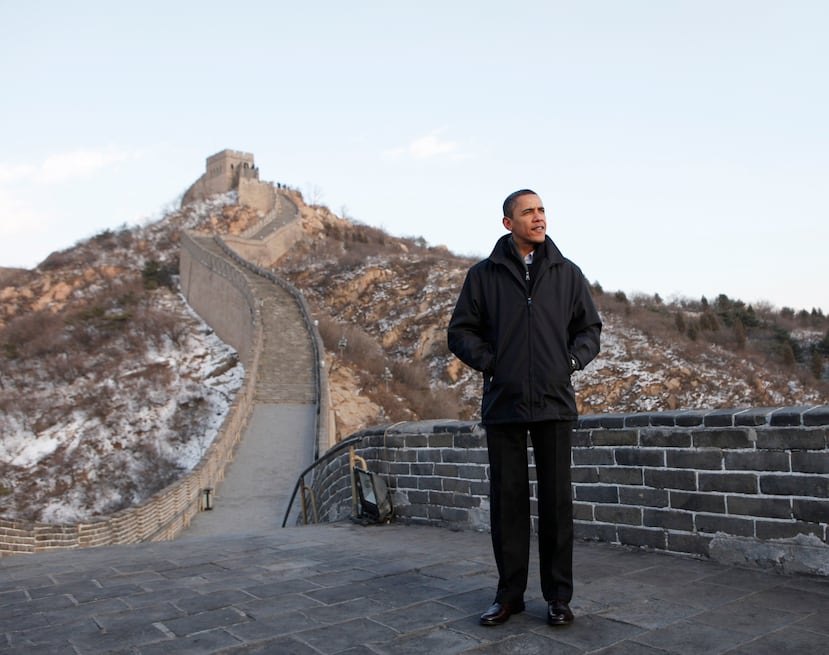 El presidente Barack Obama recorrió la Gran Muralla en Badaling, China, el 18 de noviembre de 2009.