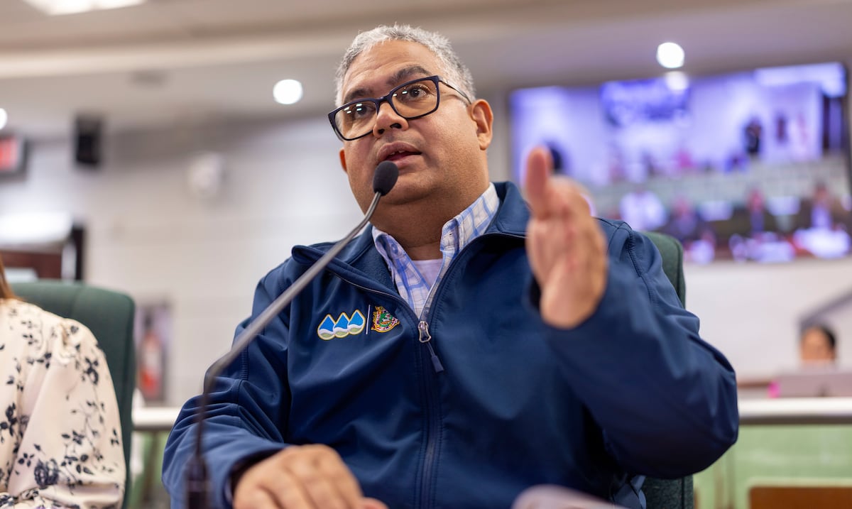 Gobernadora respalda al presidente de AAA en medio de crisis de agua y sequía en PR