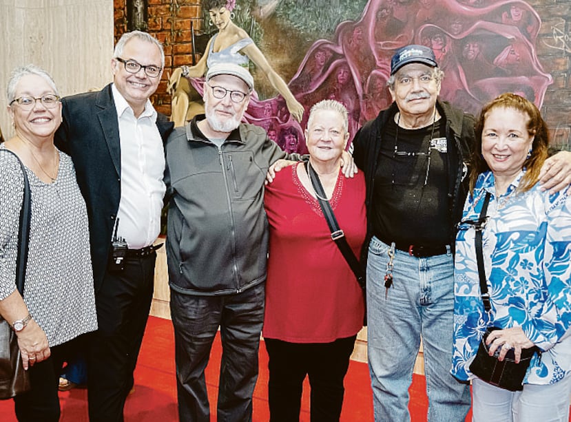 Exempleados del CBA y técnicos de iluminación