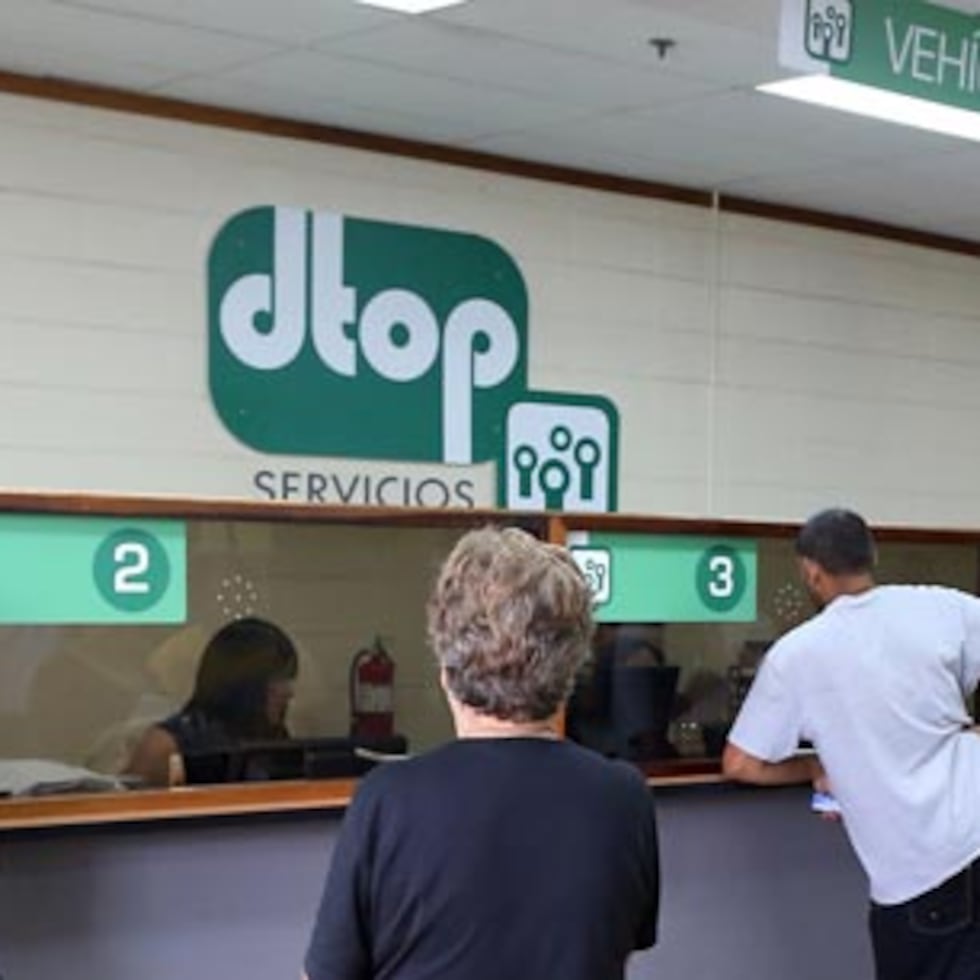 La ACLU recordó que la Ley 97 de 2013 estableció que DTOP emitiría licencias de conductor a personas con estatus migratorio no definido prometiendo confidencialidad de su información personal.