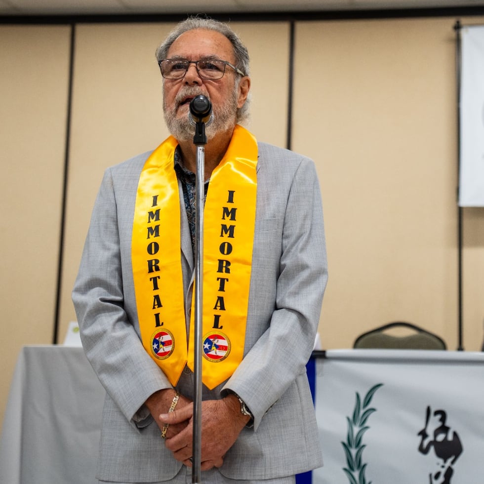 Danny Maldonado, propietario del potrero Los Llanos, aquí en su exaltación al Pabellón de la Fama del Deporte Puertorriqueño.