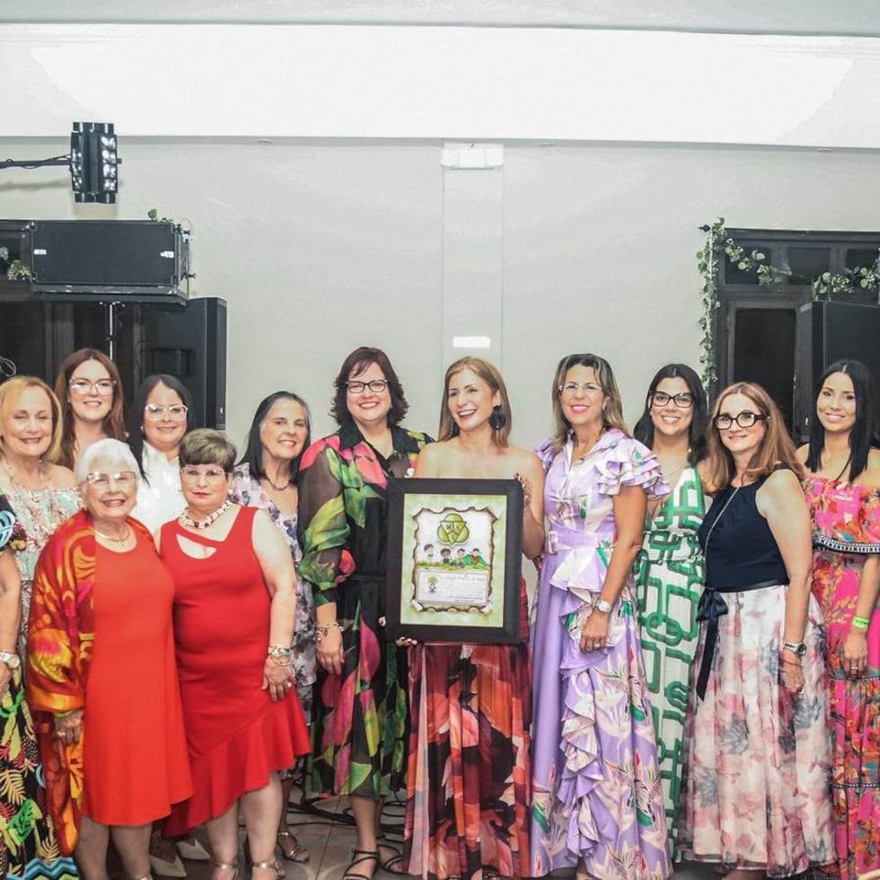 La actividad convocó a integrantes de la organización, invitados y colaboradores, así como a miembros de la Junta del Hogar Portal de Amor.