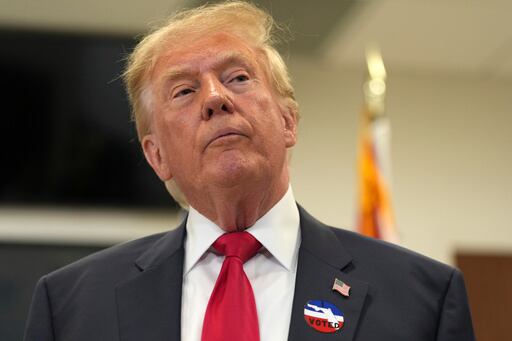 Imagen de la cobertura de: Trump vuelve a decir que las elecciones de Brasil “parecían fraudulentas”