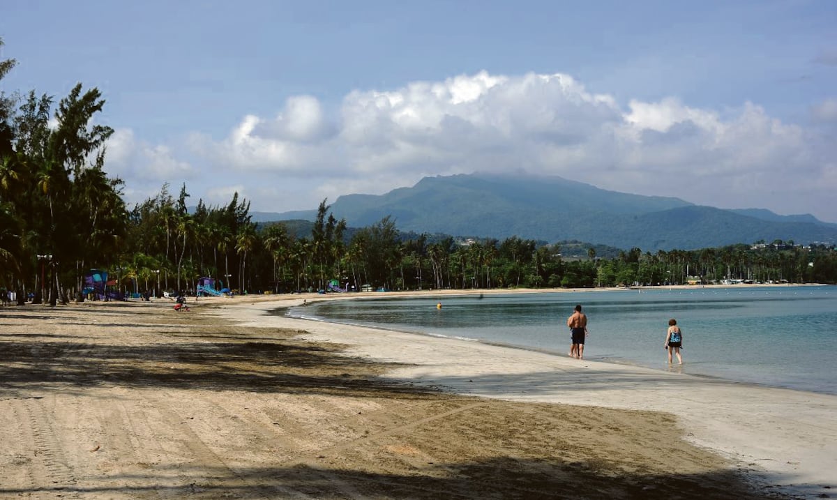 Cierran tres balnearios en la costa norte debido a fuerte oleaje: conoce cuáles son