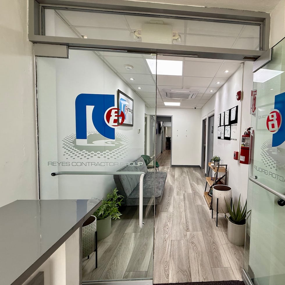 Oficinas de Reyes Contractor Group, Inc en Guaynabo.