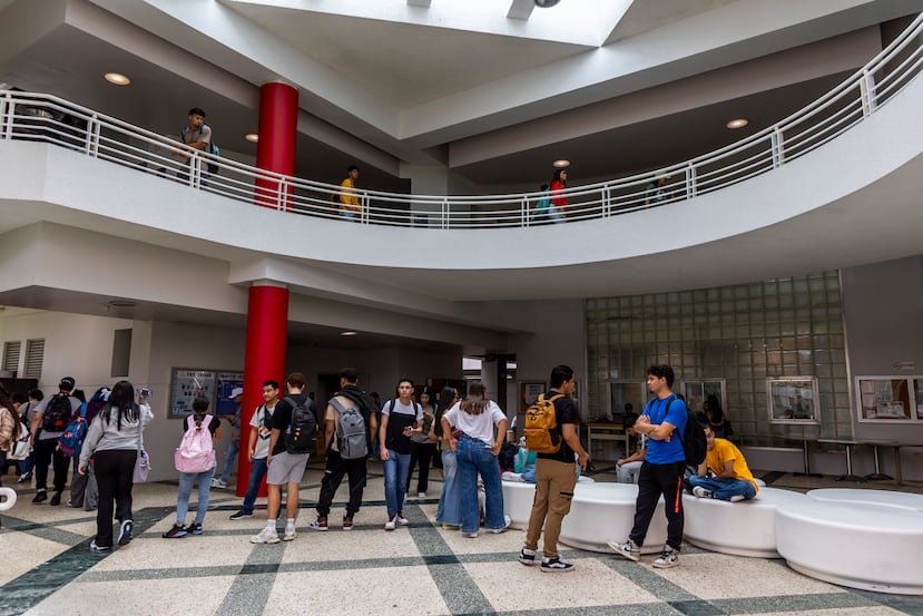 La Escuela de Ingeniería de la Universidad Ana G. Méndez se destaca por su diseño pragmático en la introducción de los currículos de ingeniería.