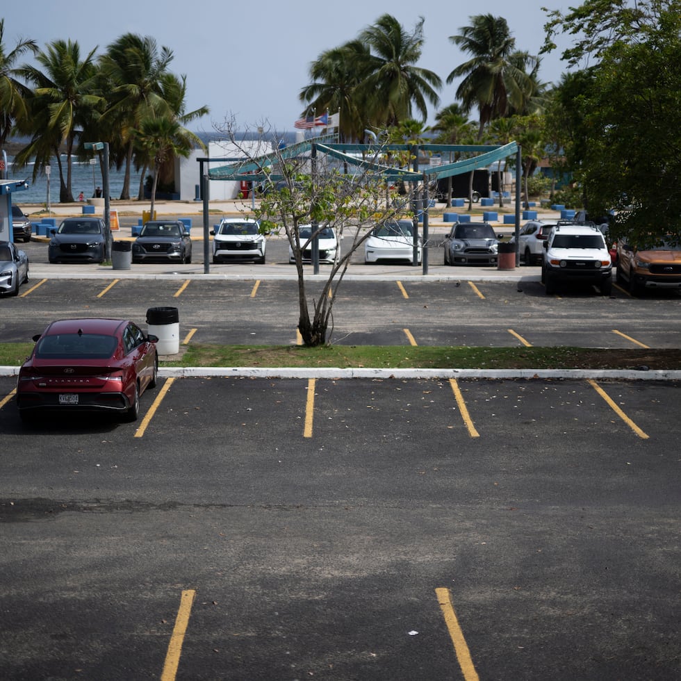 Community groups, including Escambrón Unidos, have claimed that the project threatens the beach’s environment and would impact access to the Third Millennium Park.