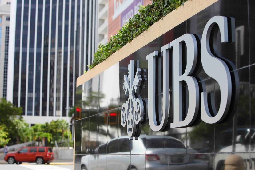 El pleito legal contra UBS fue incoado por el exboxeador Félix "Tito" Trinidad y otros ocho demandantes. (Archivo GFR/Media)
