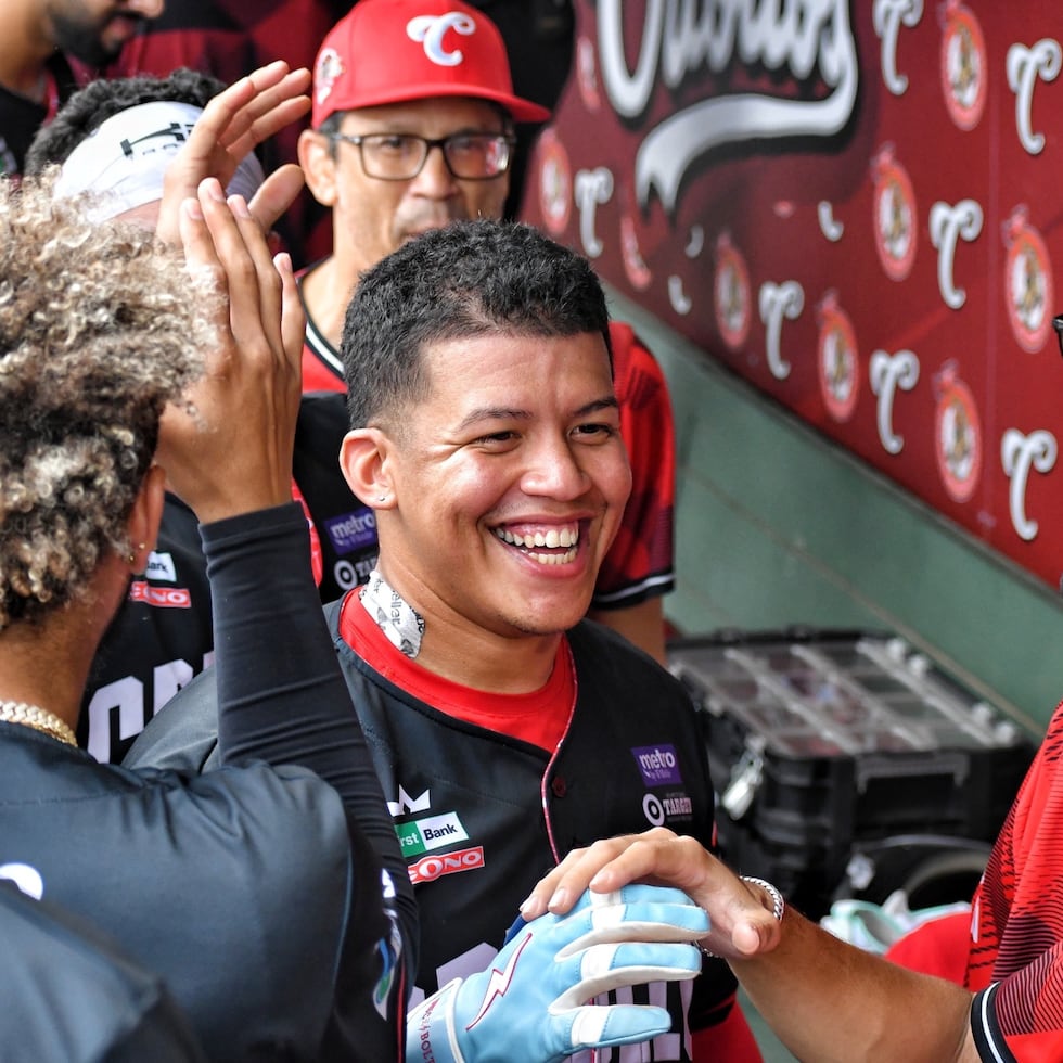 Ónix Vega bateó de 4-2 y conectó su primer cuadrangular de la temporada.