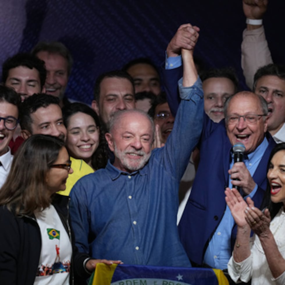 El presidente Luiz Inácio Lula da Silva, además, tendrá que conciliar las demandas de los partidos aliados con la necesidad de mantener el equilibrio fiscal y cumplir sus compromisos sociales.