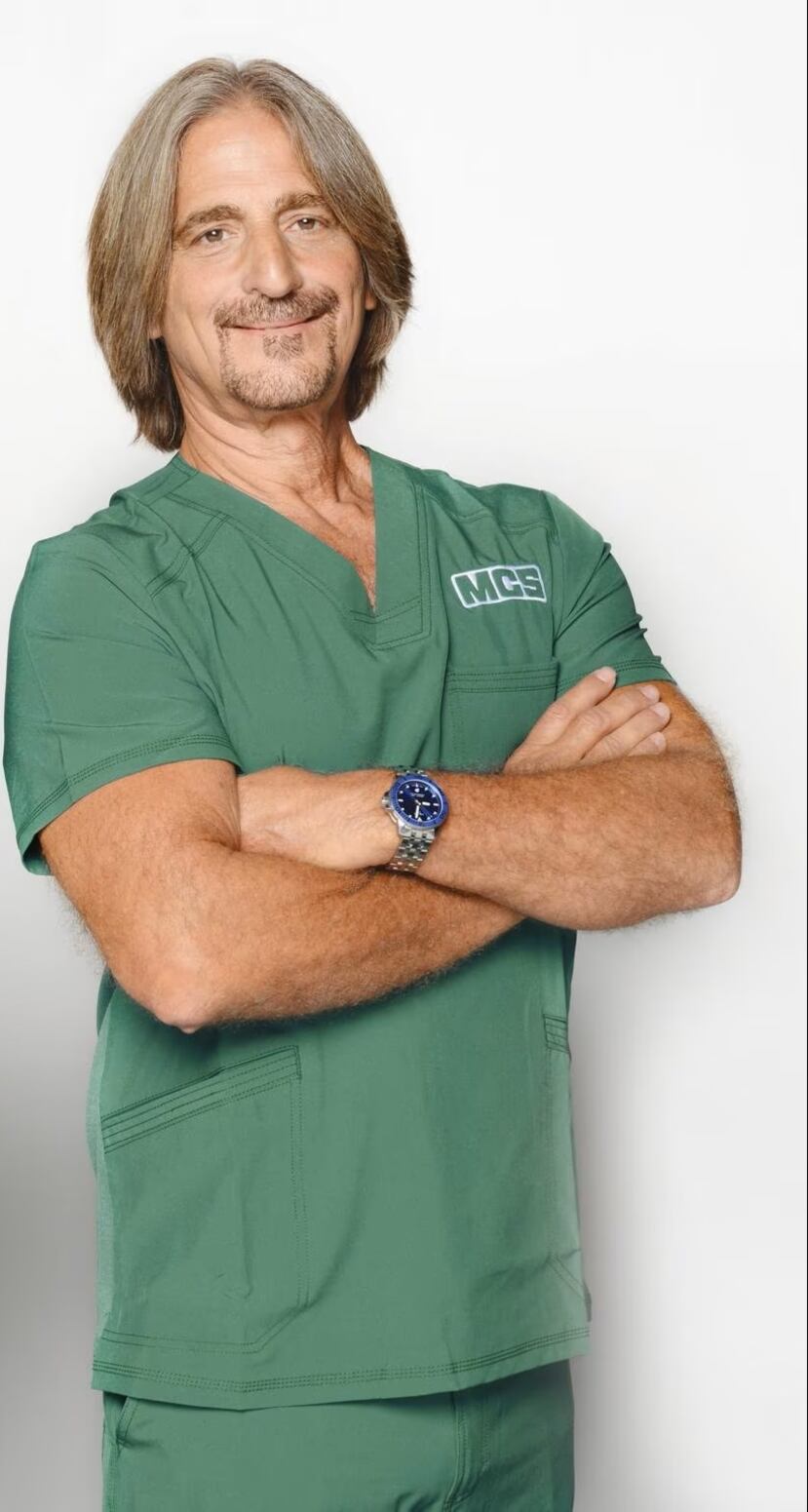 Doctor José Álvarez Romagosa, ginecólogo obstetra, Latin Doctors y colaborador de MCS.