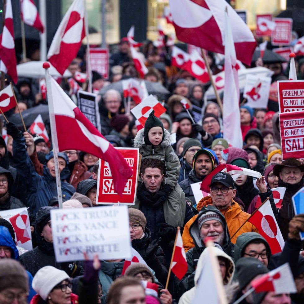 Louise Lennert Olsen, enfermera groenlandesa de 40 años, envió un mensaje al pueblo estadounidense. "Espero que se opongan a su propio presidente. Porque no puedo creer que se queden mirando sin hacer nada".