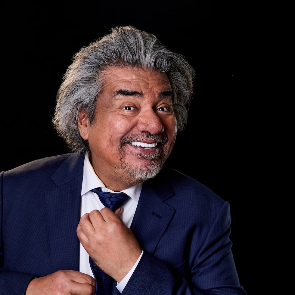 El comediante George López presentará por primera vez en la isla su espectáculo de 'stand-up'. (Photo by: JSquared Photography/NBCUniversal)