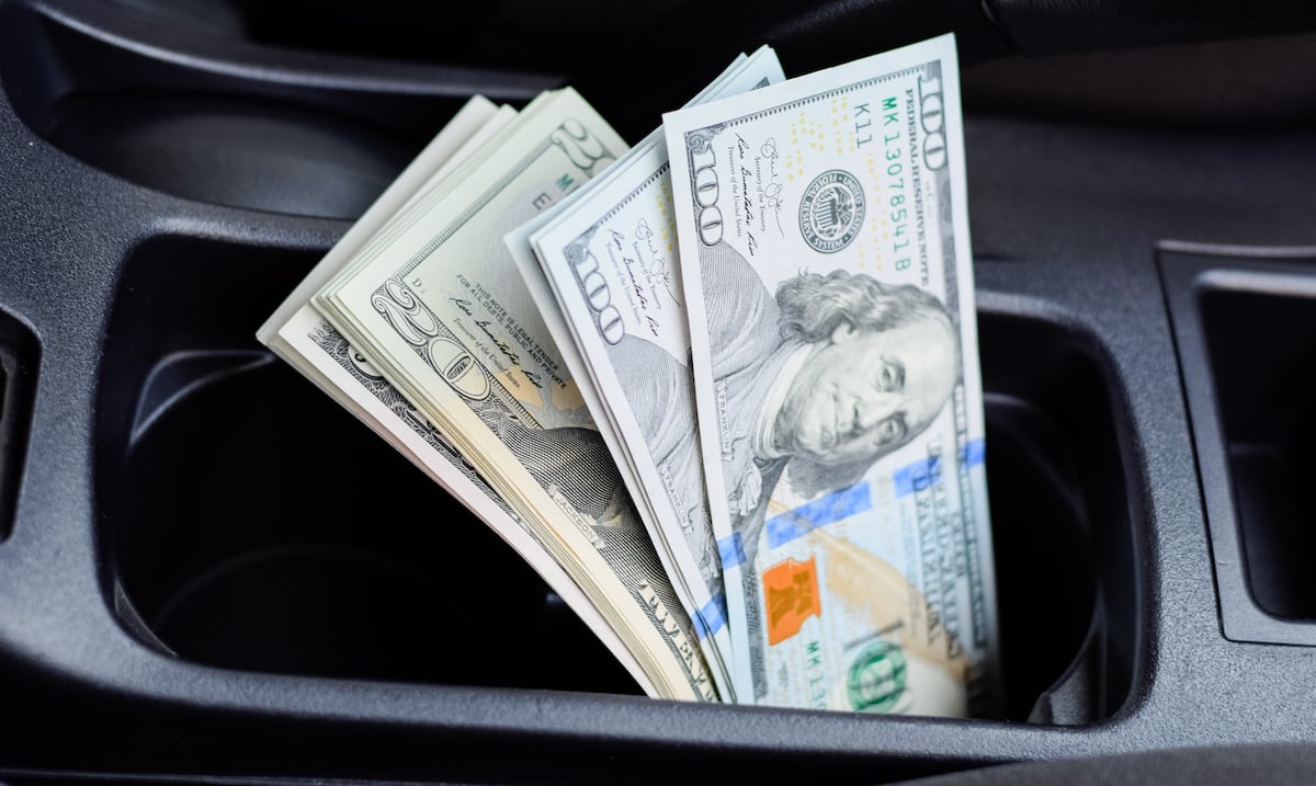Tras salir del casino: asaltan a mujer de 64 años y le roban $6,000