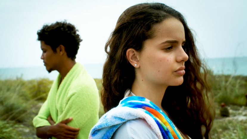 La película sigue la historia de "Bebo" y "Lola" mientras intentan descifrar sus respectivos lugares en el mundo, huyendo de los problemas que los acechan.