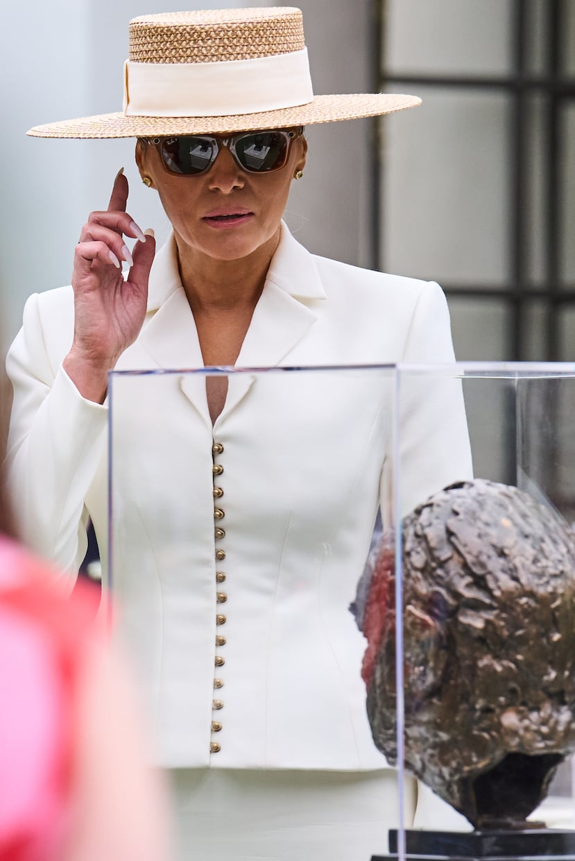 El look de Melania Trump en el recibimiento del rey Charles III y la reina Camila en la Casa Blanca