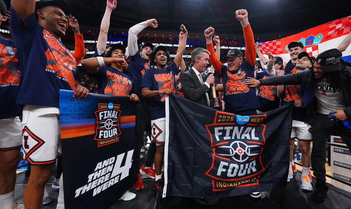 Butch Lee acompaña a su hijo Brandon en su sueño del Final Four