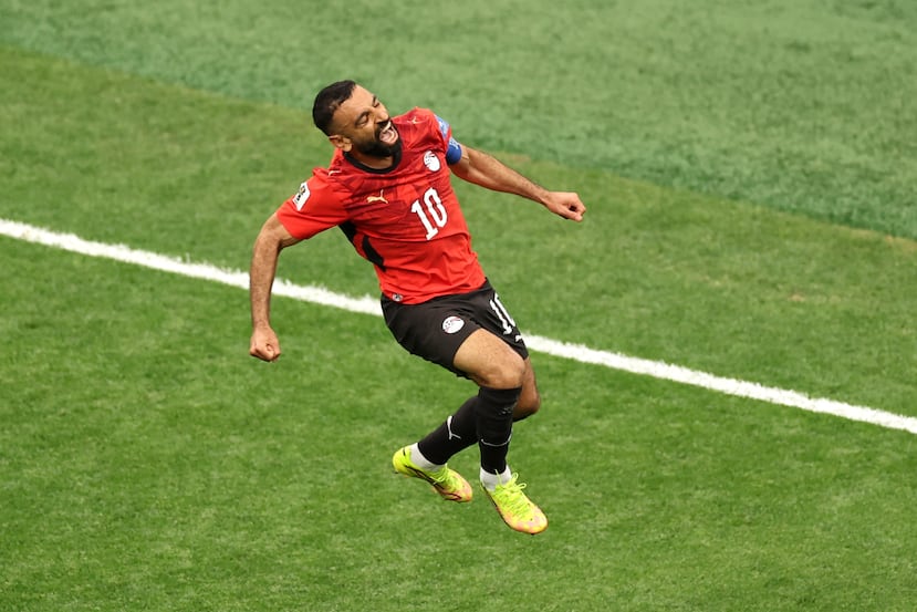 Mohamed Salah, de la selección de Egipto, festeja su gol ante Nueva Zelanda.