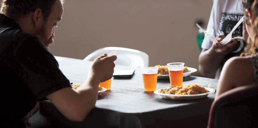 Fue en octubre de 2011, luego de la huelga en la UPR, que nació El Mesón de Amor. (david.villafane@gfrmedia.com)