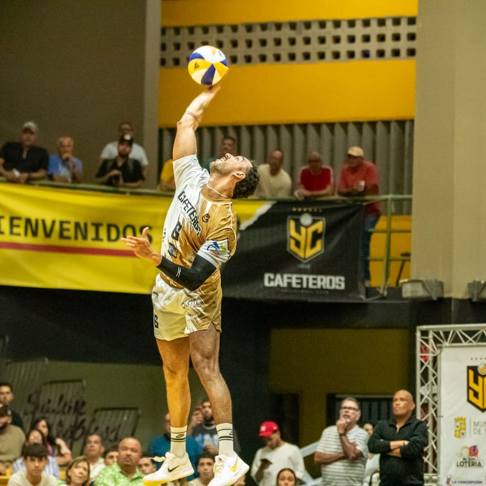 Diego Negrón, de los Cafeteros de Yauco.