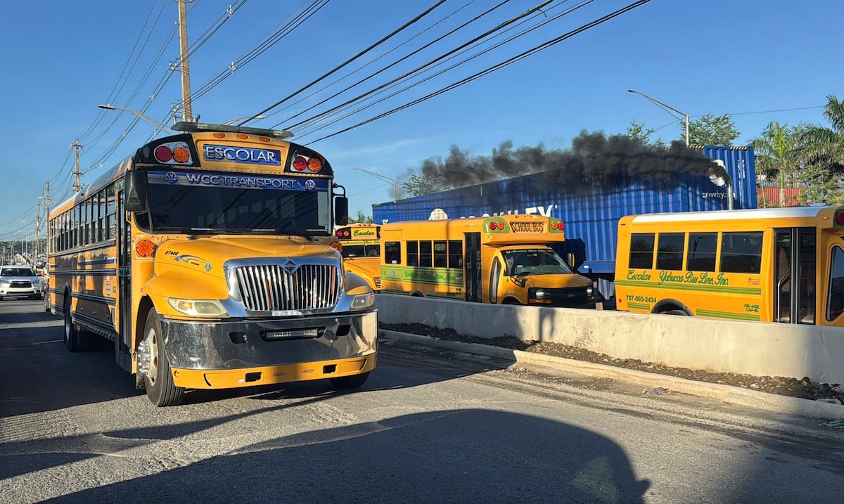 Transportistas escolares exigen pago de unos $9 millones: “Está causando una situación de liquidez extremadamente crítica”