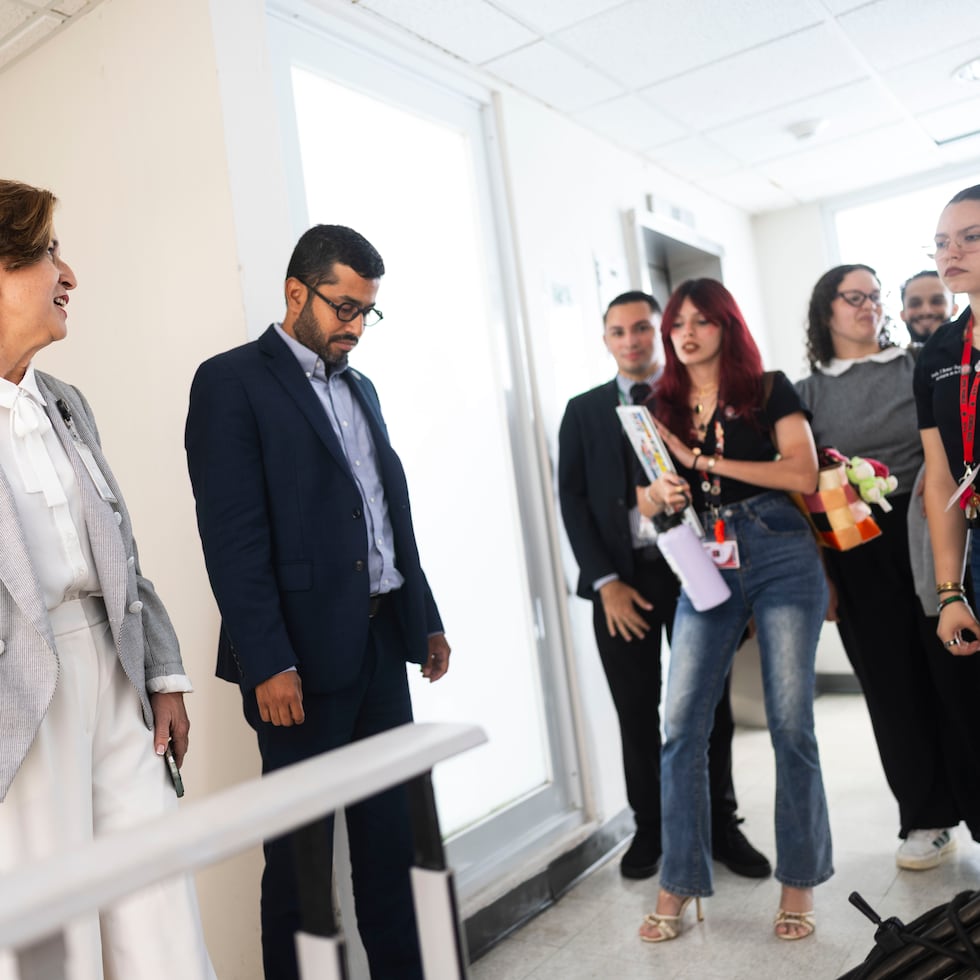 Zayira Jordán Conde se reunió con líderes estudiantiles el mismo día que iniciaron paros en Río Piedras y Mayagüez, y una huelga de 14 días en Ponce.