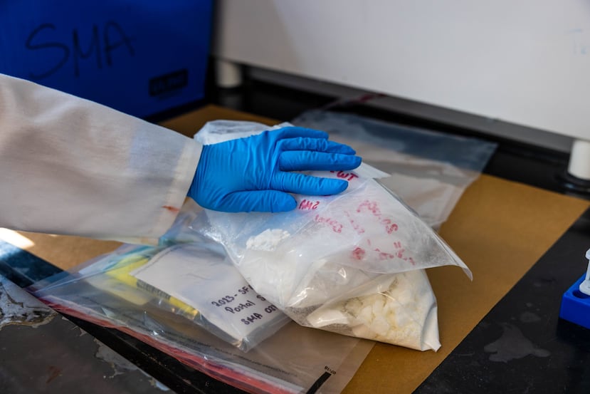Según datos de la DEA, siete de cada 10 pastillas confiscadas está contaminada con fentanilo.