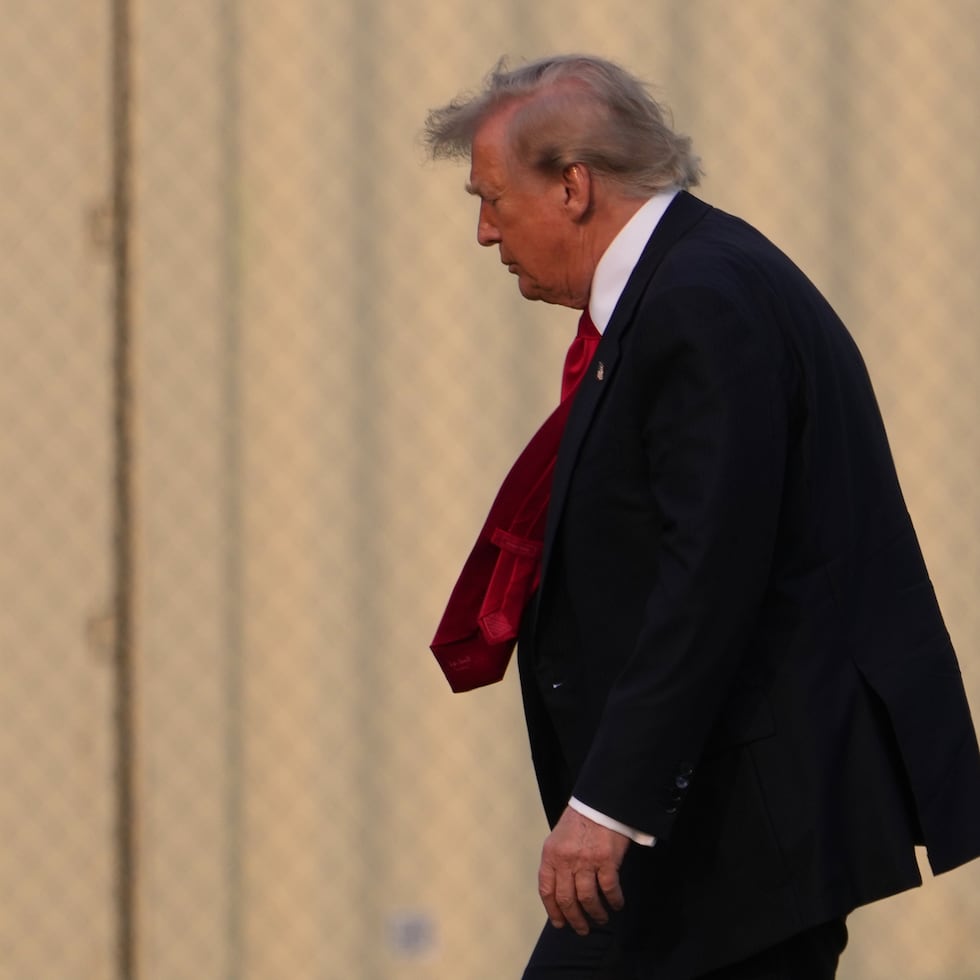 El índice de aprobación de Trump se sitúa en el 34%, al mismo nivel del mínimo histórico registrado al final de su primer mandato, después de que sus seguidores atacaran el Capitolio
