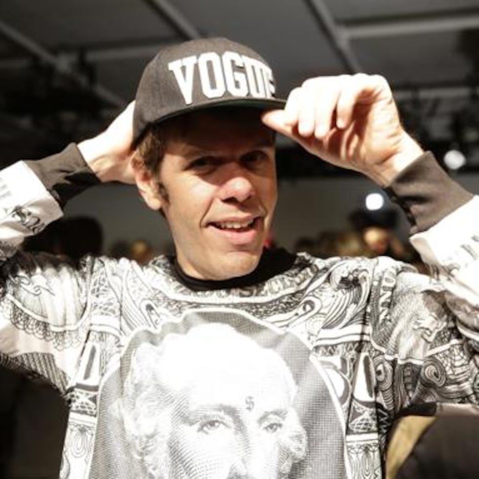 El bloguero estadounidense Perez Hilton se encuentra hospitalizado.