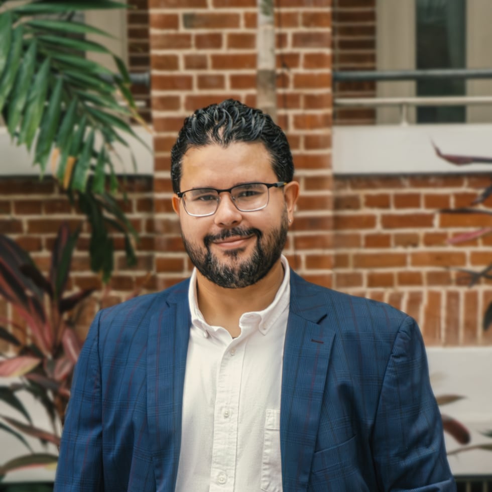 Profesor universitario Héctor Berdecía Hernández.
