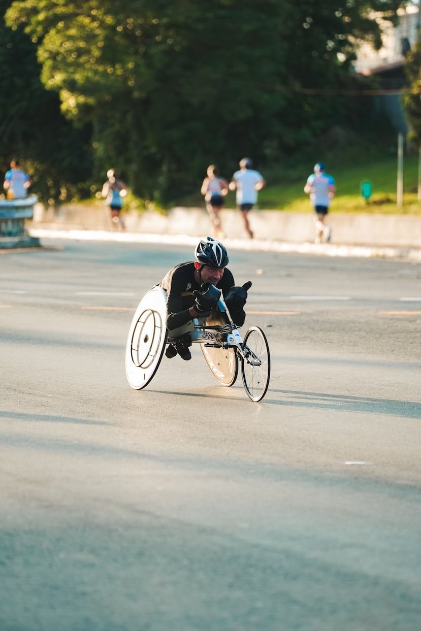 Geoffrey Kennedy en acción.