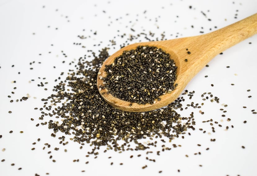 Al consumir semilla la chía puedes obtener ácidos grasos omega-3. (ValeriaLu / Pixabay)