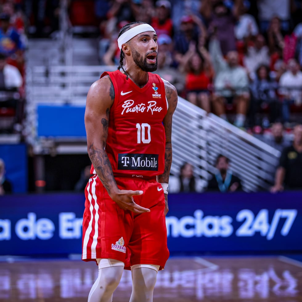 José Alvarado le comunicó al gerente general Carlos Arroyo su intención de jugar en el verano, dijo el líder federativo Yum Ramos.