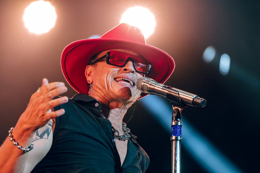 Elvis Crespo durante su presentación en el Starlite Festival en Marbella, España.