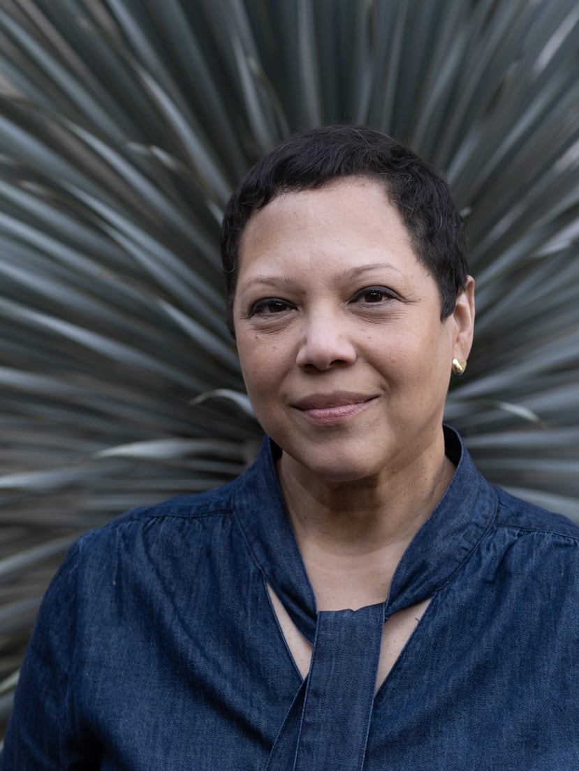 La artista Edra Soto nació en San Juan y ha pasado cerca de la mitad de su vida en Chicago.