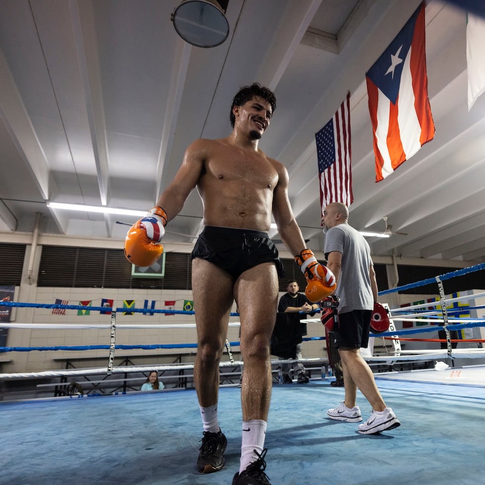 Xander Zayas se medirá al alemán Abass Baraou en una pelea para unificar los cinturones de la OMB y de la AMB de las 154 libras.