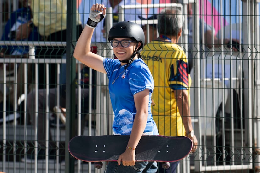 La jovencita vegabajeña celebra luego de una de las rutinas.