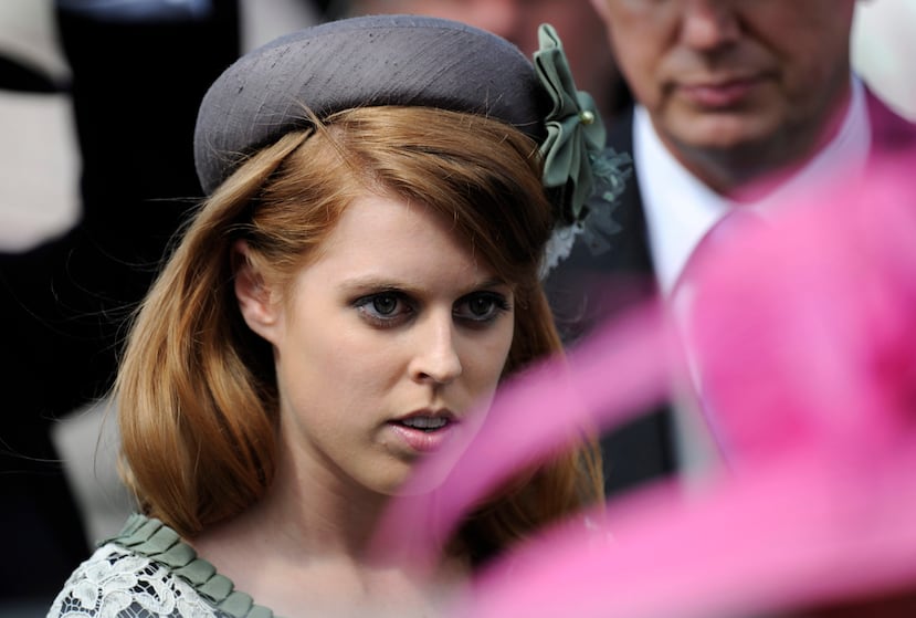 La celebración tuvo lugar en la capilla real de Todos los Santos, ubicada en los terrenos del palacio. (EFE)