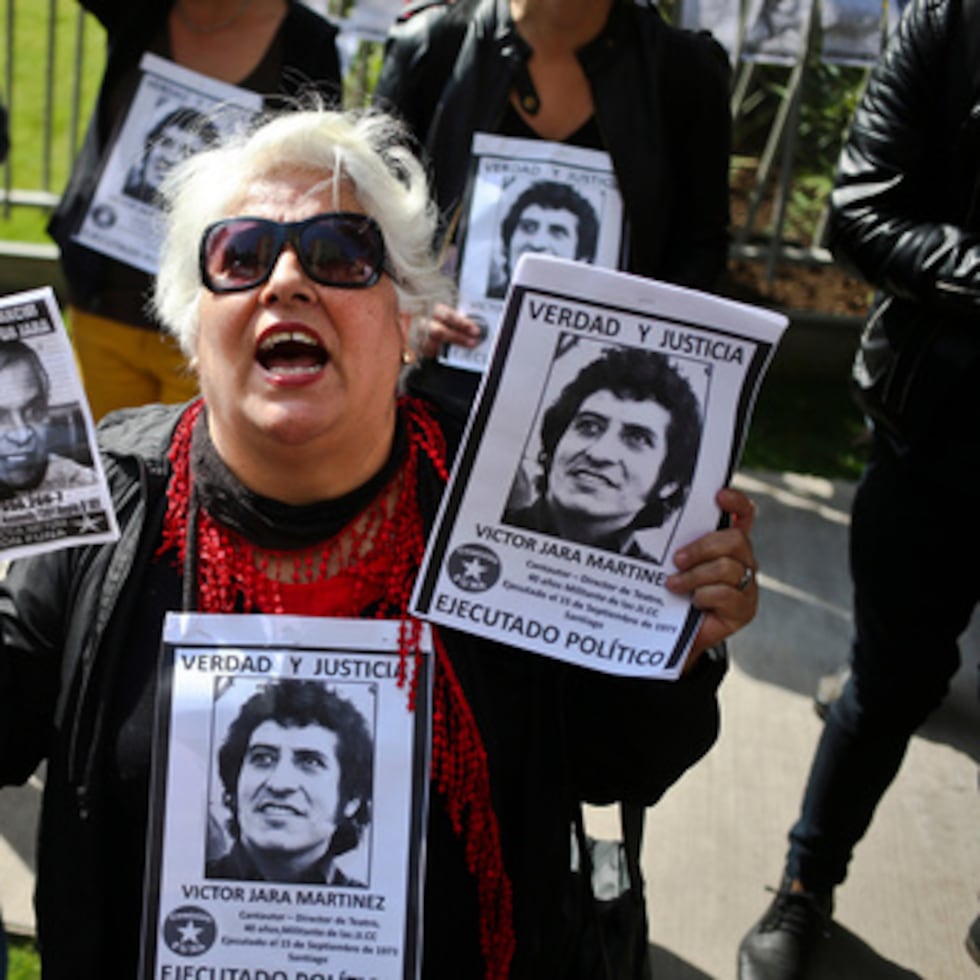 Jara fue asesinado el 16 de septiembre de 1973, tan solo cinco días después del golpe de Estado que derrocó al expresidente Salvador Allende.