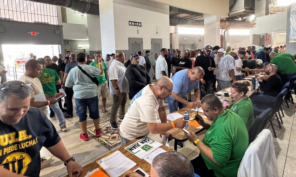 Empleados de la UIA aprueban voto de huelga y rechazan oferta salarial de la AAA