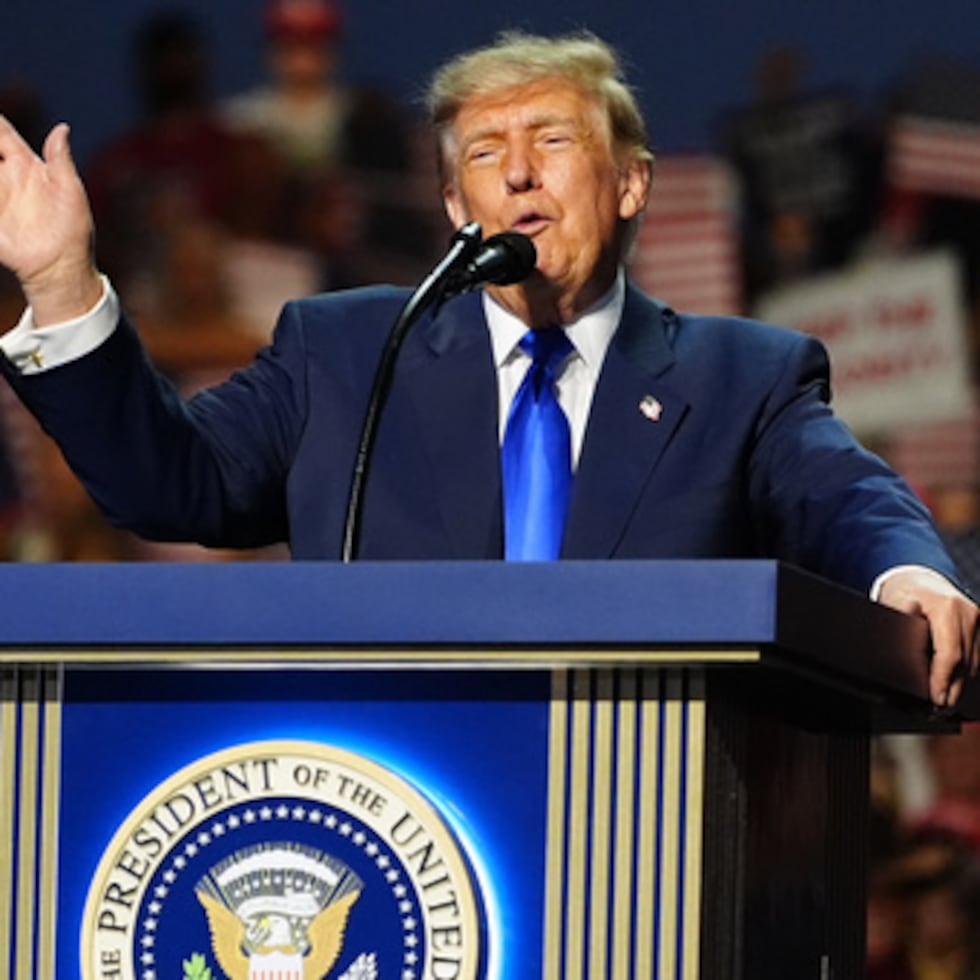 El presidente Donald Trump pronunció el miércoles un discurso, de una hora y 40 minutos, y tiene previsto otro esta noche del jueves, en el cierre de la convención republicana de medio término.