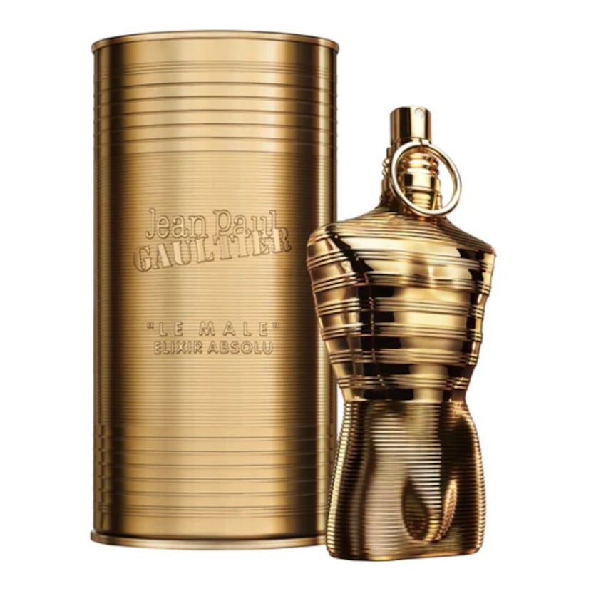 Buen aroma: El perfume es un regalo tradicional con el que puedes jugar entre regalar el que la persona siempre ha utilizado o abrir la puerta para que pruebe uno diferente. Esta temporada, la clásica línea Le Male de Jean Paul Gaultier toma matices dorados con el Elixir Absolu Parfum Intense, un derroche de sensualidad donde se destacan notas de ciruela y habas de tonka. Búscalo en Preciosa.