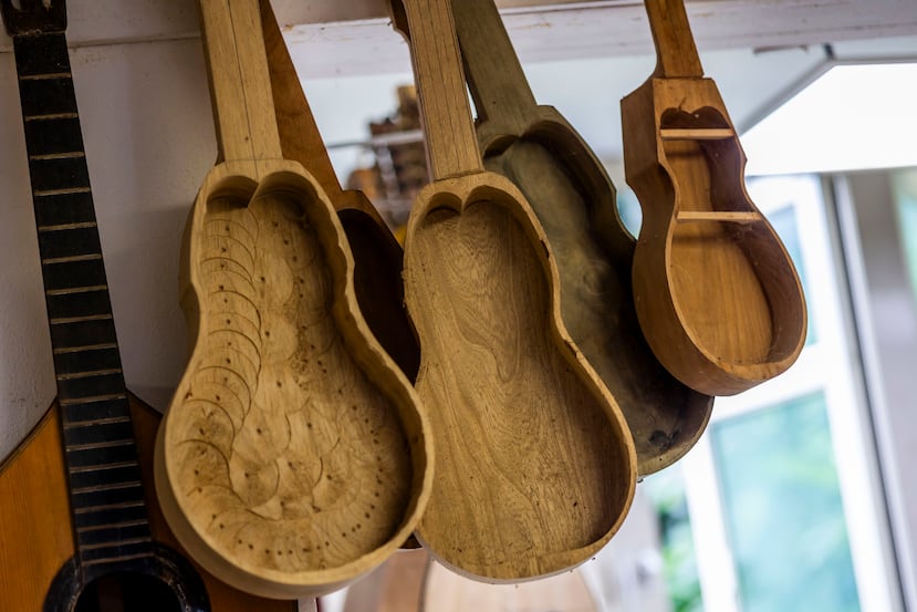 Taller donde se elaboran los cuatros bajo el sello de Coquicuatro.