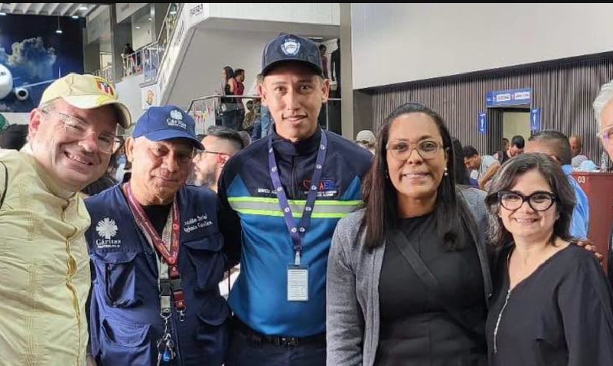 Secretaria de Estado llega a Venezuela para supervisar entrega de ayuda humanitaria desde Puerto Rico